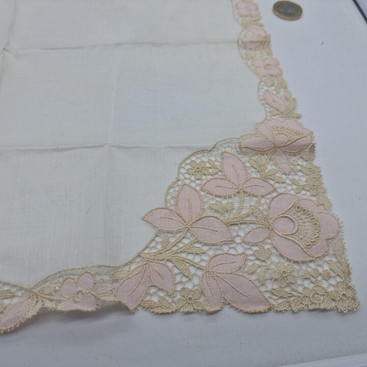 Vintage Style Cotton Handkerchief - Wide Pink & Beige Lace Border - 35x35cm - Romantic Wedding Hankie - New / Unused - Floral L…