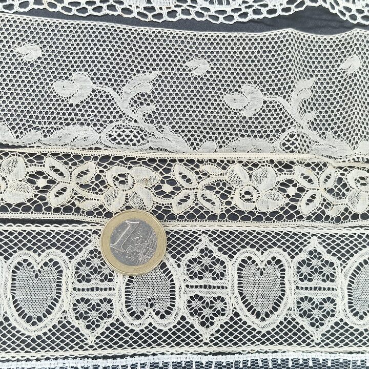 10 Rendas Antigas 1910-1950 - Fragmentos de Seda e Algodão Franceses e Espanhóis para Bonecas - 30 cm cada