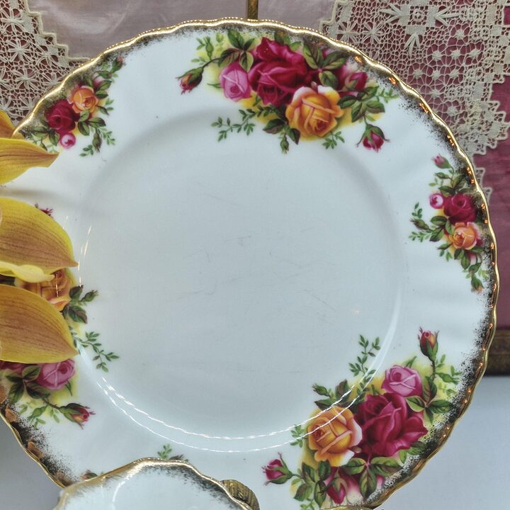 Чайный сервиз Royal Albert Old Country Roses на 2 персоны, английский костяной фарфор, чашки, тарелки, молочник, сахарница, 8 п…