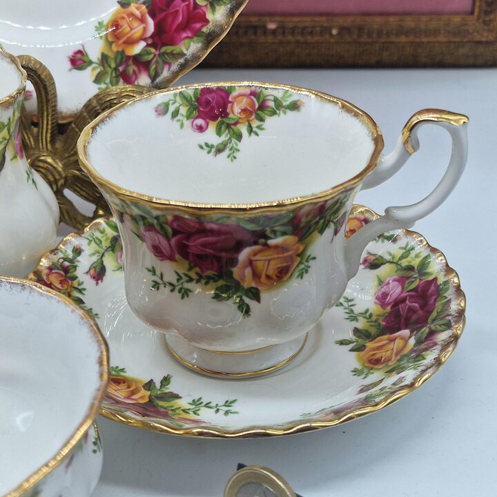 Juego de Te Royal Albert Old Country Roses para Dos, Porcelana Tazas Platos Jarra Azucarero, Vajilla Vintage de 8 Piezas 1970s