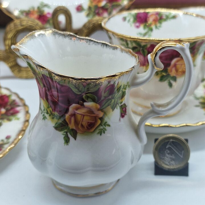 Чайный сервиз Royal Albert Old Country Roses на 2 персоны, английский костяной фарфор, чашки, тарелки, молочник, сахарница, 8 п…