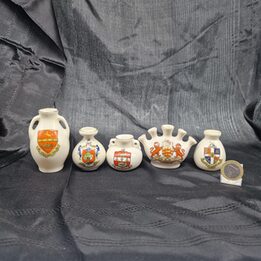 Vasos em Miniatura Crested China, Porcelana Heraldica Vintage de Colecao, Brasões de Cidades Inglesas, Conjunto 5, Anos 1930, B…