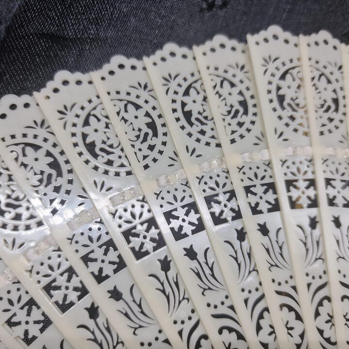 Vintage Handwaaier Abanico Spaanse Kant Witte Trouwwaaier Celluloid Bruidsaccessoire Valencia Jaren 1950 met Doos