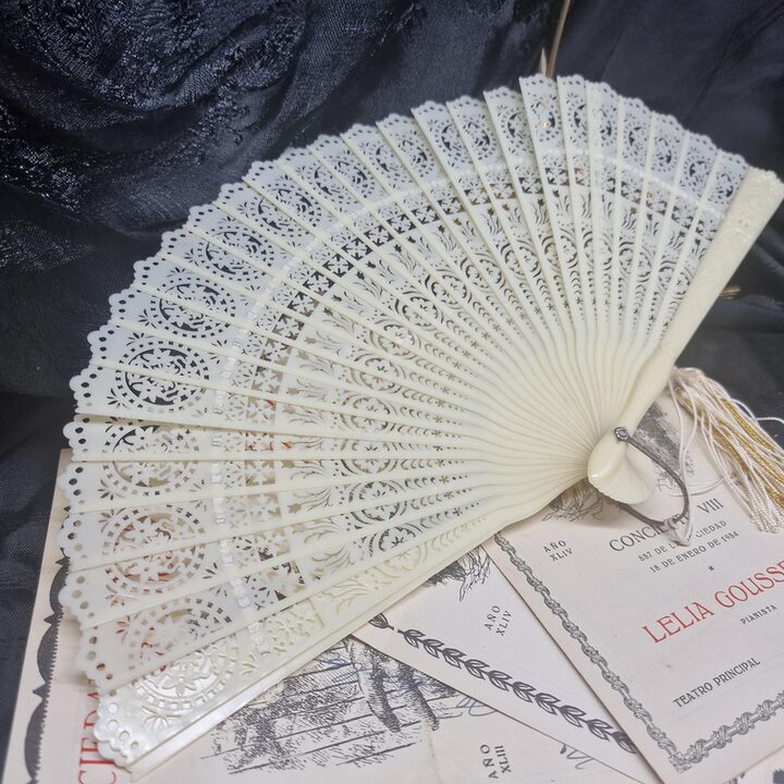 Ventaglio Vintage Abanico Pizzo Spagnolo Bianco Ventaglio da Sposa Celluloide Accessorio Sposa Tradizionale Valencia 1950