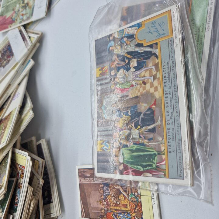 Grande Colecao de 59 Conjuntos de Cromolitografias Liebig e OXO 354 Cartas