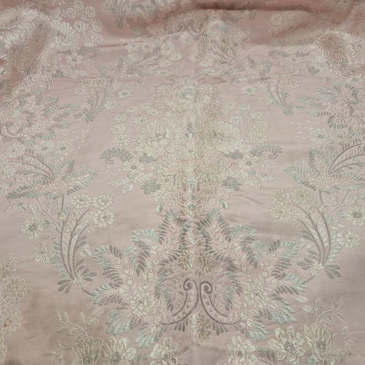 Tkanina Vintage Brokatowa Różowa i Srebrna na Regionalny Strój Fallas Valencia - Zestaw 3 Sztuk