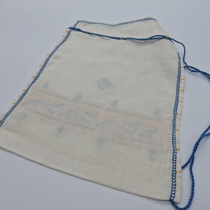 Sack Vintage z Haftem, Lniany Woreczek na Prezent ze Ściągaczem, Ręcznie Haftowany Ściegiem Krzyżykowym Motyw Ludowy