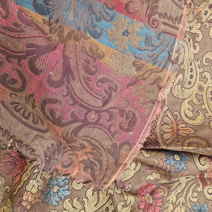 Fragment de Tissu Jacquard Valencien Ancien, Panneau de Brocart de Soie et Coton, Art Textile de Valence