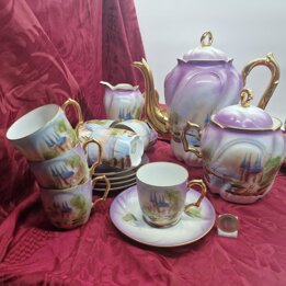 Porcelanowy Serwis do Kawy Albert Pillivuyt Limoges dla Gonzalez Hermanos Alicante, 19 Elementow Fioletowy Recznie Malowany