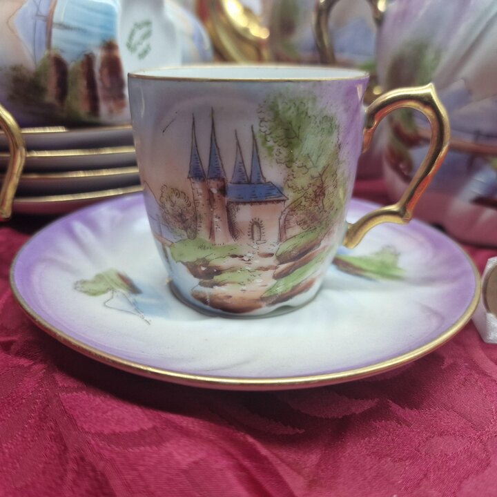 Porcelanowy Serwis do Kawy Albert Pillivuyt Limoges dla Gonzalez Hermanos Alicante, 19 Elementow Fioletowy Recznie Malowany