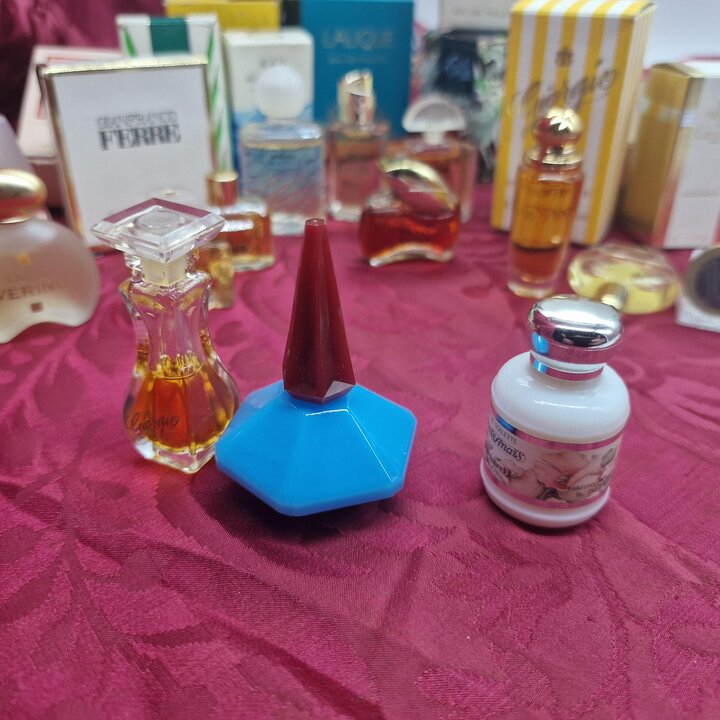 Collection of 14 Vintage Perfume Miniatures, Dior, Cacharel, Lalique, Rochas, Salvador Dali, Original Boxes Included, 1980s and 
