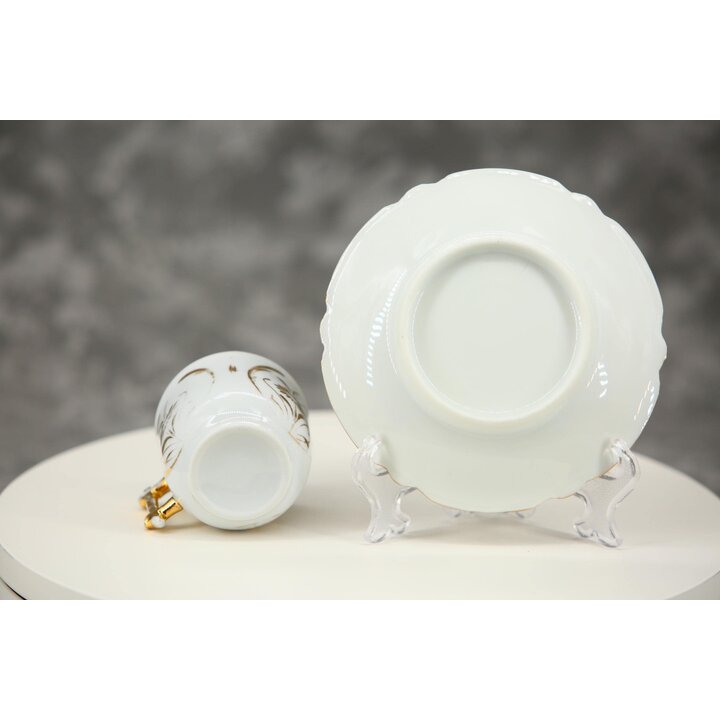 Chávena de Café e Pires de Porcelana Antiga, Porcelana de Osso Inglesa Vitoriana sem Marca, Padrão de Videira Dourada, Asa de Ra