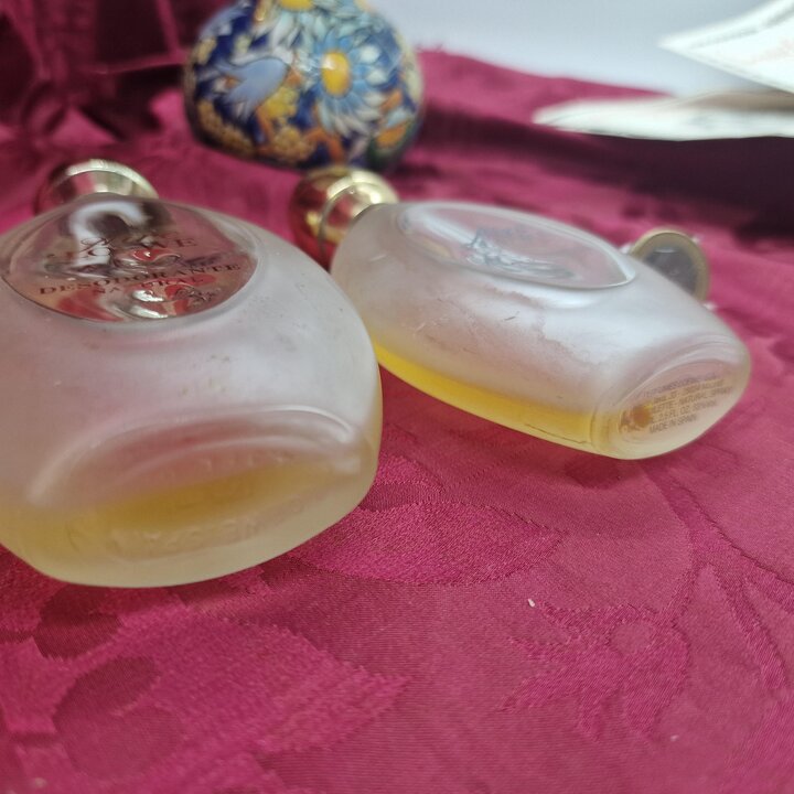 Lote de Perfume Aire Loewe Eau de Toilette 75ml e Desodorante 125ml Vintage, Conteúdo a 50%, Frascos de Vidro Fosco Colecionávei