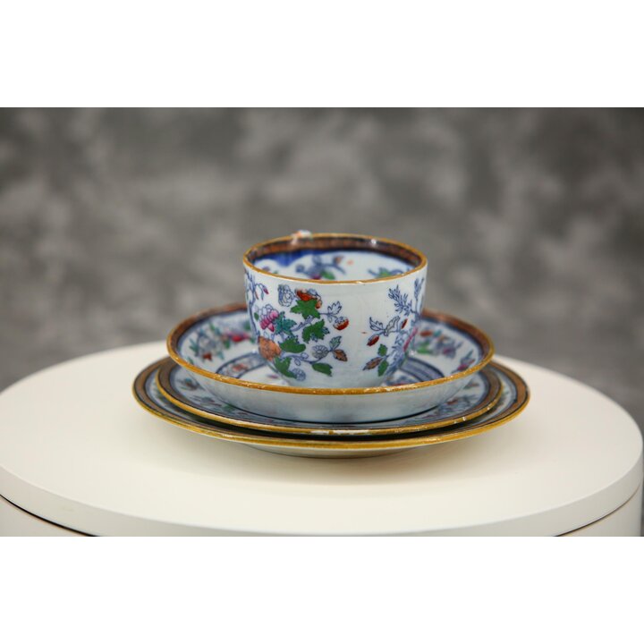 Thee Trio Kop en Schotel Set Pinder Bourne en Hope Dresden Indian Tree PB&H 3-delig Victoriaans circa 1851
