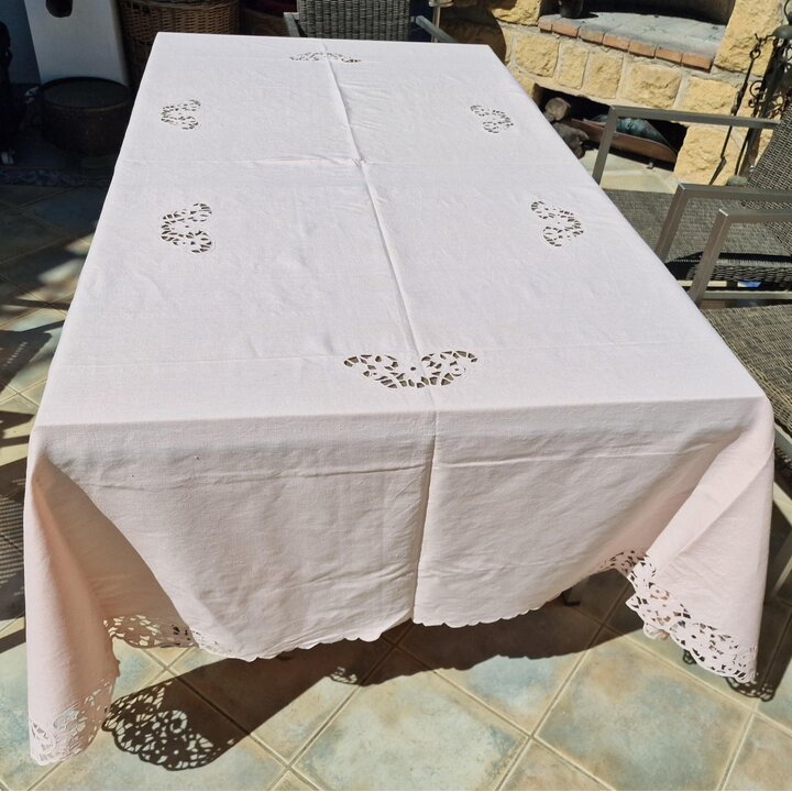 Rosa Leinen Tischdecken Set - Richelieu Stickerei und 24 Servietten - Spanische Vintage Aussteuer, Mid-Century Esszimmer Dekor