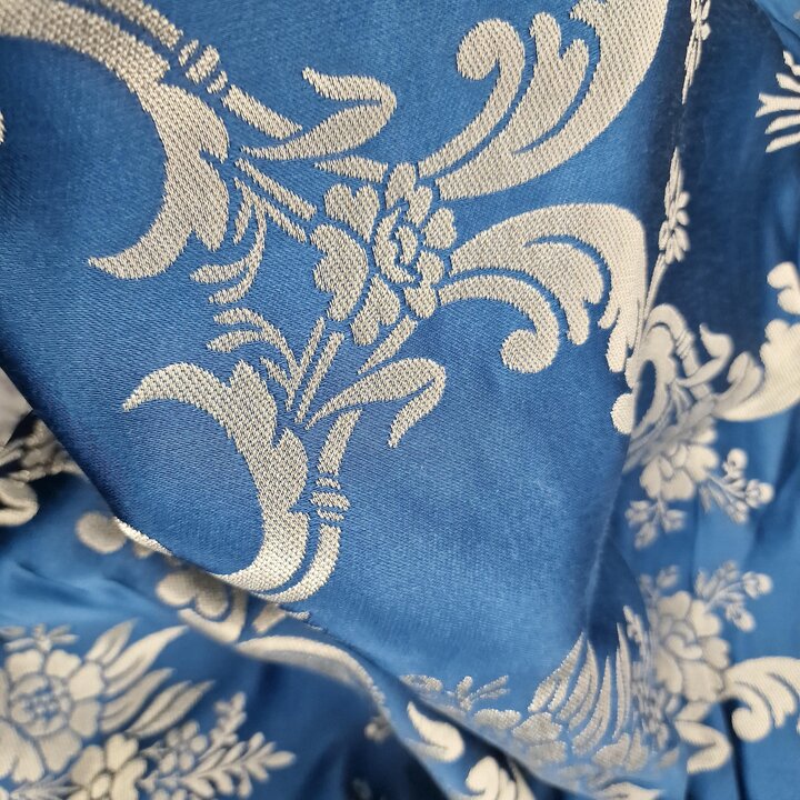 Tecido de Damasco Valência Azul e Prata com Lurex e Fibras Naturais