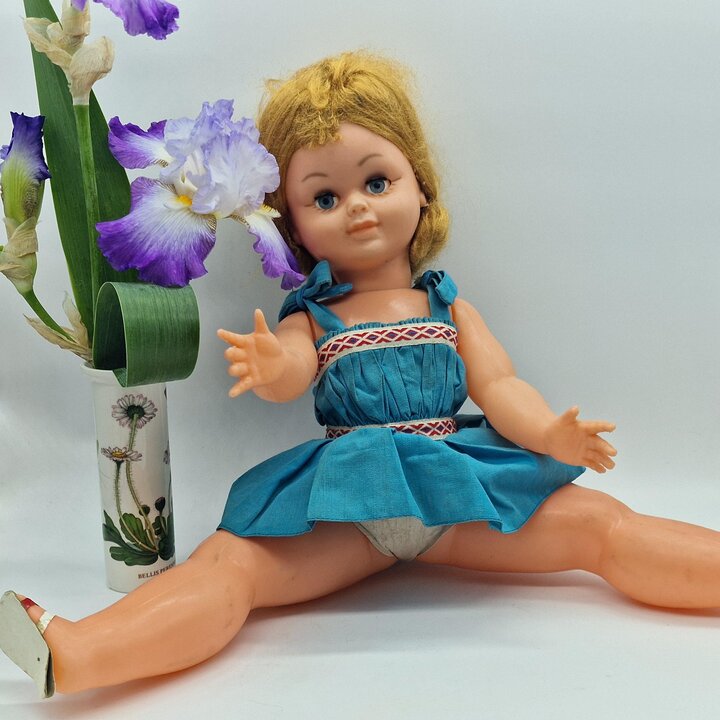 Winnylowa Lalka Hiszpańska 46 cm Alicante Śpiące Oczy Blond 1970