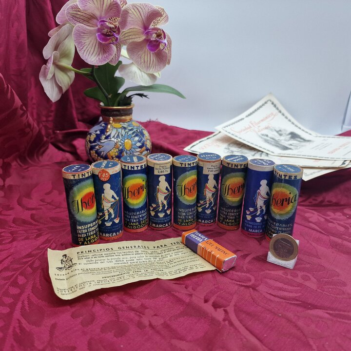 Tintes de Tela Vintage Iberia Juego de Pigmentos Textiles Espanoles Anos 1960 Tubos de Colorante Coleccionables de Barcelona