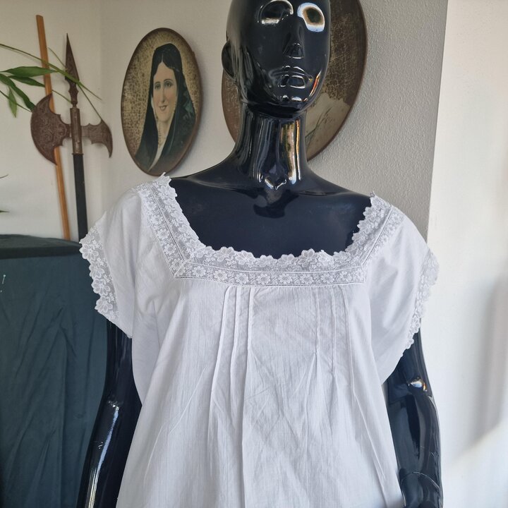 Vintage White Cotton Nightgown Nightdress, Antique Handmade Chemise Lingerie with Floral Lace, Shoulder Button Closure, Size L X