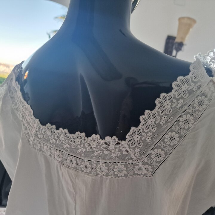 Vintage White Cotton Nightgown Nightdress, Antique Handmade Chemise Lingerie with Floral Lace, Shoulder Button Closure, Size L X