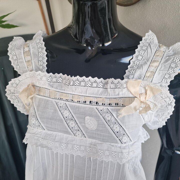 Chemise de Nuit Ancienne Robe Edouardienne 1900 Coton Blanc Dentelle Broderie Main Monogramme M Fait Main Maxi Taille S Poitrine