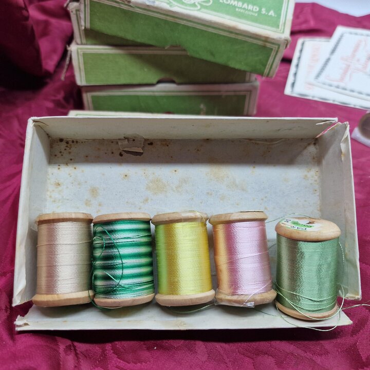 Filo di Rayon Vintage, Lombard Barcelona La Paleta de Plata, Scatola da 10 Rocchetti di Legno, Merceria d Epoca Spagna