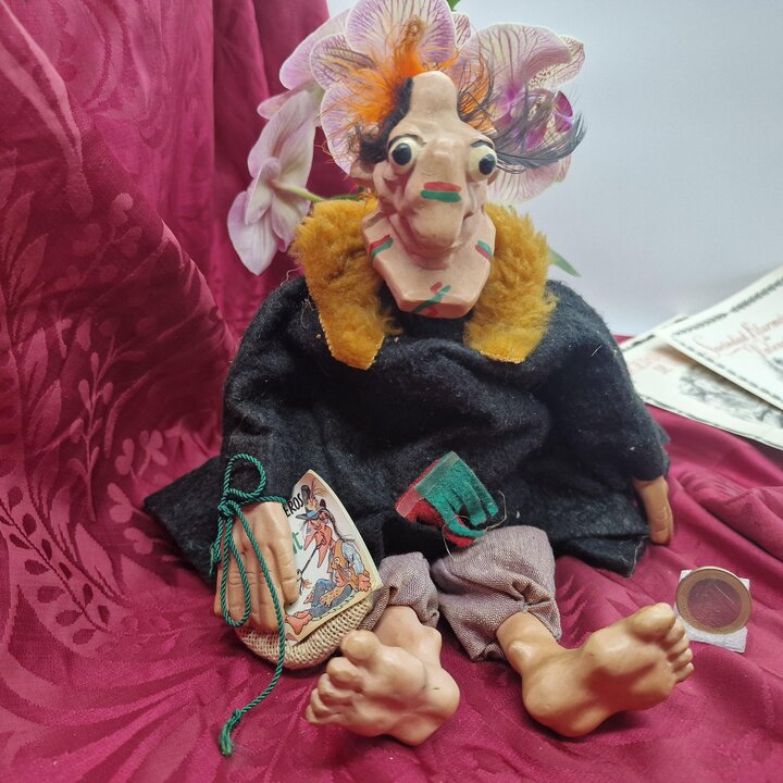 Collezione di 5 Bambole Manit Hechiceros Ceramica Valencia Spagna Anni 80 Scultura Caricatura Satirica Spagnola Arte Popolare