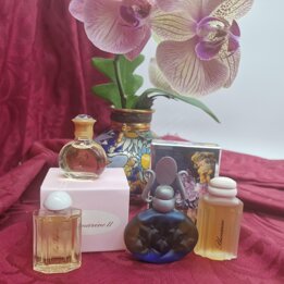 Zestaw 4 Miniatur Perfum Giorgio Armani Gio i Blumarine Blu, Blumarine II, Blumarine 1988, Kolekcjonerskie Flakony Vintage Migno