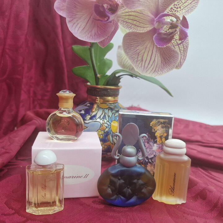 4er Set Vintage Parfum Miniaturen Giorgio Armani Gio und Blumarine Blu, Blumarine II, Blumarine 1988, Sammlerflakons Mignon