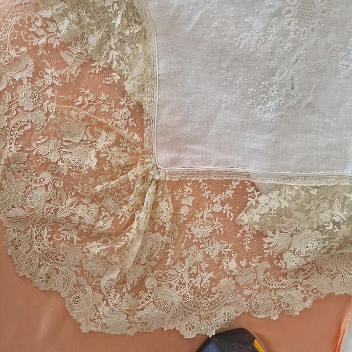 Antiek Linnen Bedset Laken Kussenslopen Calasanz Marti Barcelona, Handgeborduurd Brussels Kant Beddengoed, Trousseau 225x300cm