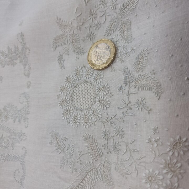 Juego de Cama Antiguo de Lino Sabana y Fundas Calasanz Marti Barcelona, Bordado a Mano y Encaje de Bruselas, Ajuar 225x300cm