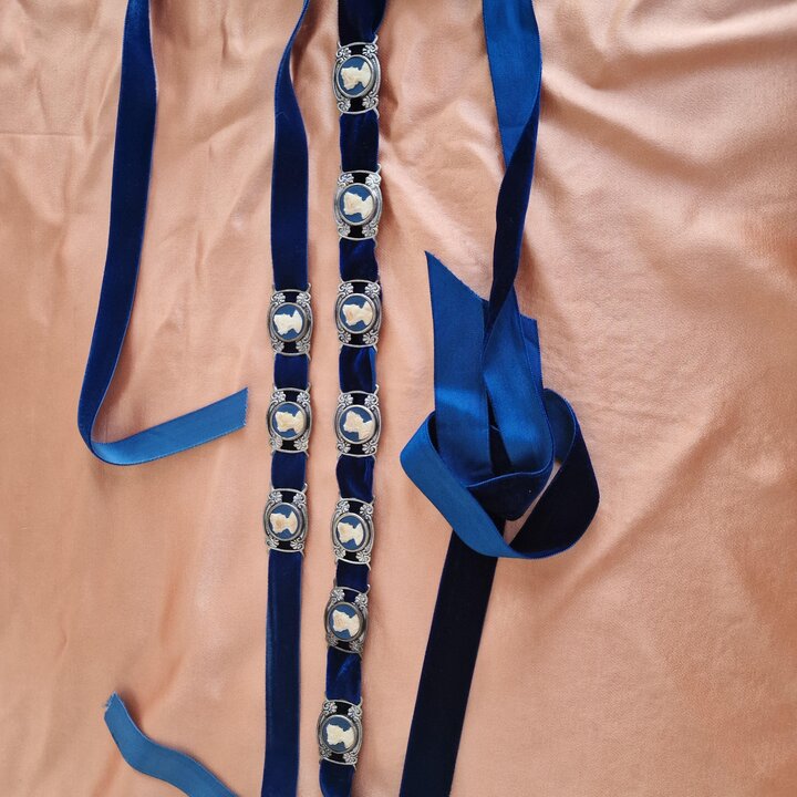Conjunto de Cinturon y Gargantilla de Terciopelo con Camafeos Vintage, Gargantilla y Cinturon de Terciopelo Azul Estilo Victoria