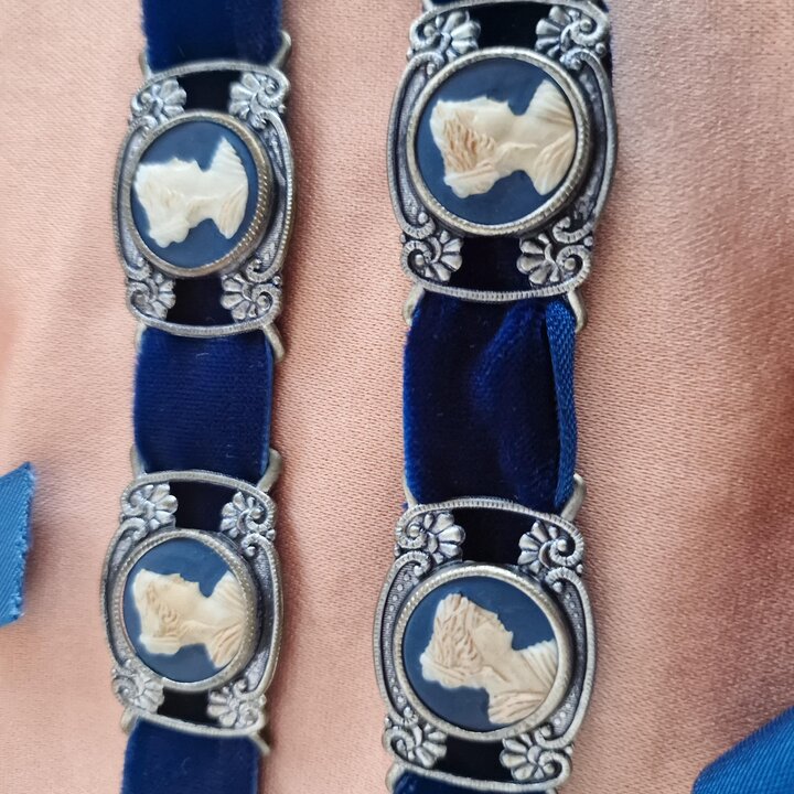 Conjunto de Cinturon y Gargantilla de Terciopelo con Camafeos Vintage, Gargantilla y Cinturon de Terciopelo Azul Estilo Victoria