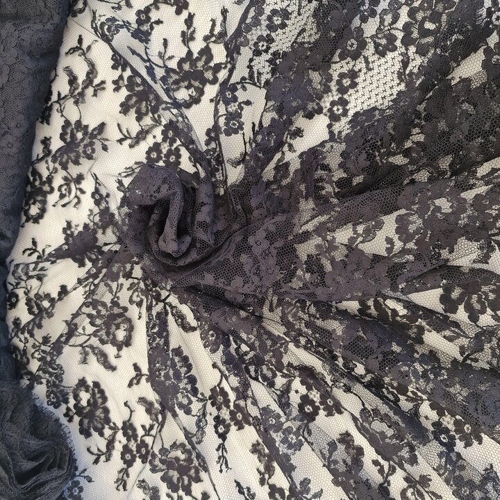 Dentelle de Chantilly Francaise Solstiss Noir Fleuri au Metre Largeur 90 cm Coton Vintage Haute Couture Tissu Couture
