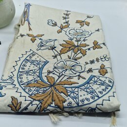 Caminho de Mesa em Linho Bordado a Mão Século XX Monograma M