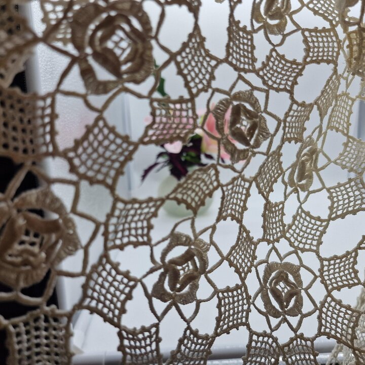 Large Hand Crocheted Lace Tablecloth 260x210 cm - Rose Relief Pattern Fine Cotton Off-White Bedspread Curtain