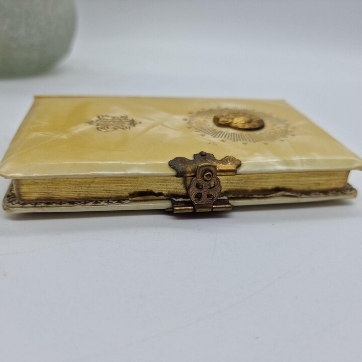 Livro de Orações Dios Conmigo 1955 Editorial Regina Luis Ribera