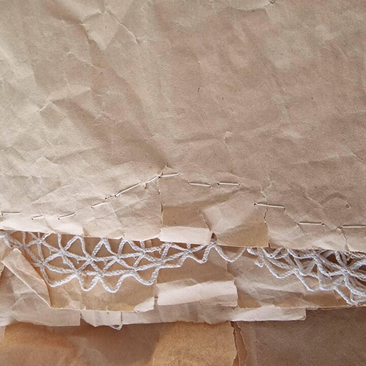 Parure Ancienne en Dentelle aux Fuseaux de Lin pour Trousseau de Mariage - XIXe et XXe