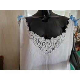 Antikes Leinen Nachthemd, Vintage Nachtkleid 1920er, Handgestickt Monogramm Spitze Weiß, Historische Wäsche Übergröße 3XL Deadst