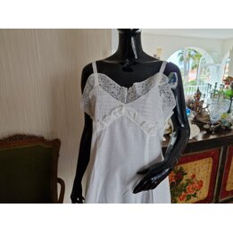 Vintage Cotton Slip Underdress - 1950s White Cotton Smocked Bust & Lace Lingerie - Mid Century A-Line Petticoat, Size S 100cm