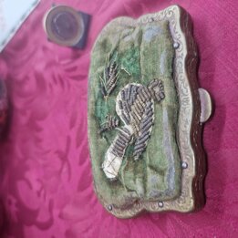Monedero antiguo victoriano portemonnaie, cartera de terciopelo verde del siglo XIX, interior de cuero acordeon, bordado de hilo
