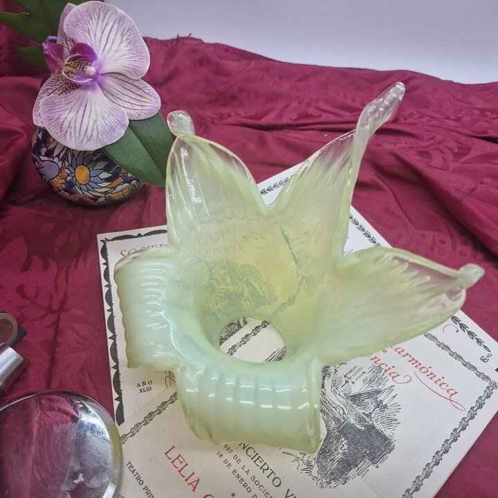 Art Deco Uranium Glas Lampenkap Tulp, Vaseline Glas Bloem Lichtkap, Kraag van 55mm