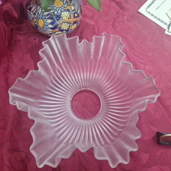Abat Jour Tulipe en Verre d Ouraline Satine Blanc, Globe de Remplacement Ondule Art Nouveau, Verrerie pour Applique, Lampe de Ta
