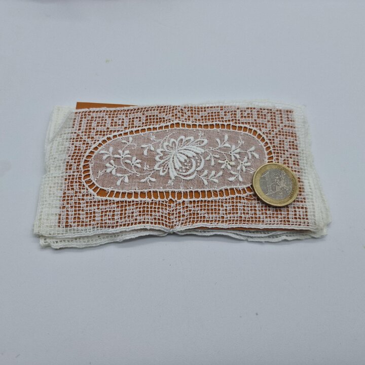 Set van 12 Kant Appliques, Katoenen Inserts, Bloemmotief, 14x7 cm, Antiek Kant voor Bruidskleding en Naaien, Jaren 1920
