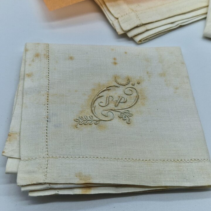 Fazzoletto Antico da Taschino, Monogramma Ricamato Mano Art Deco Spagna, Cotone Fine 1920s Fondo Magazzino, Vendita Singola