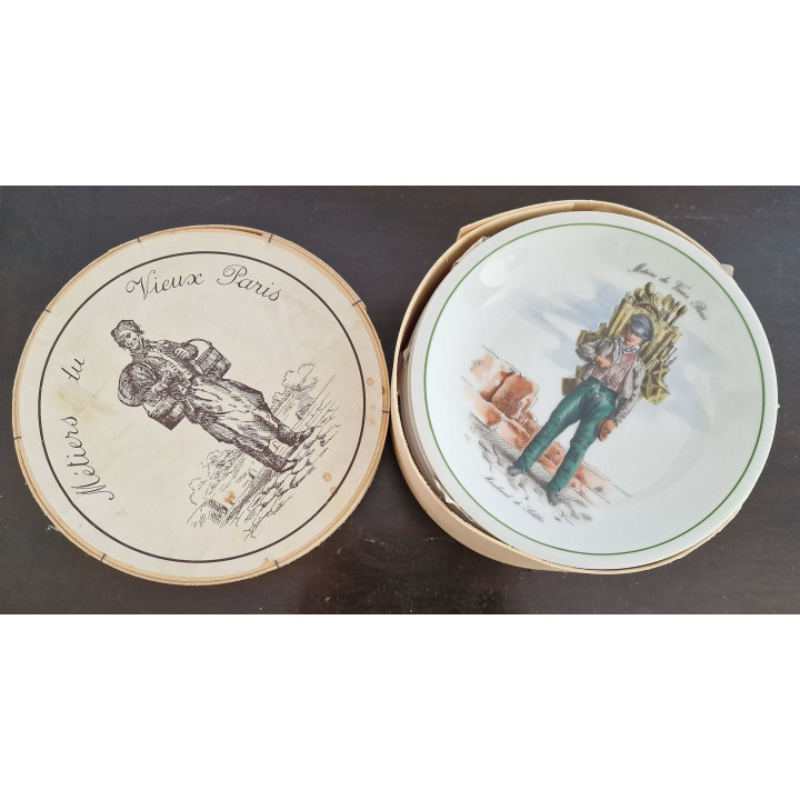 Set of 6 Vintage Porcelana Berry Plates "Métiers du Vieux Paris"