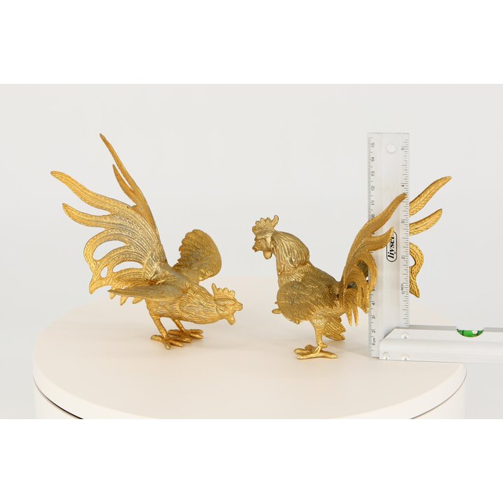 Par de Estatuetas de Galos de Briga em Metal Dourado - Esculturas Vintage de Animais - Decoração de Mesa