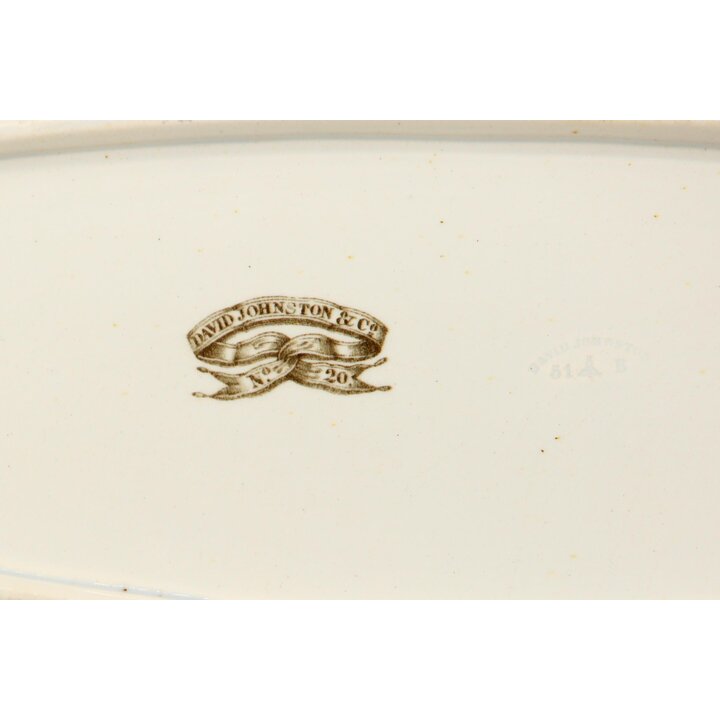 Plat de Service Ovale Céramique David Johnston Bordeaux Scène Orientale Transferware 1834-1845 Faïence Fine XIX Siècle