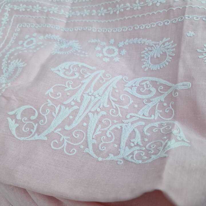 ヴィンテージ アールデコ ピンク コットン ベッドカバー シーツ 枕カバー 3点セット 手刺繍 タンブール モノグラム MT