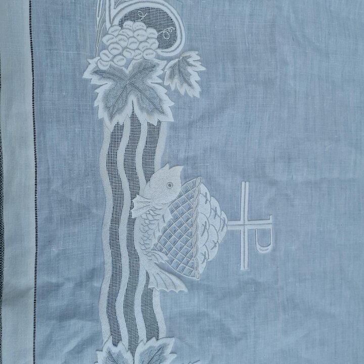 アンティーク 祭壇布 教会 聖餐式 カバー バルセロナ 手刺繍 リネン 針レース ハンドメイド 20世紀初頭 伝統 儀式